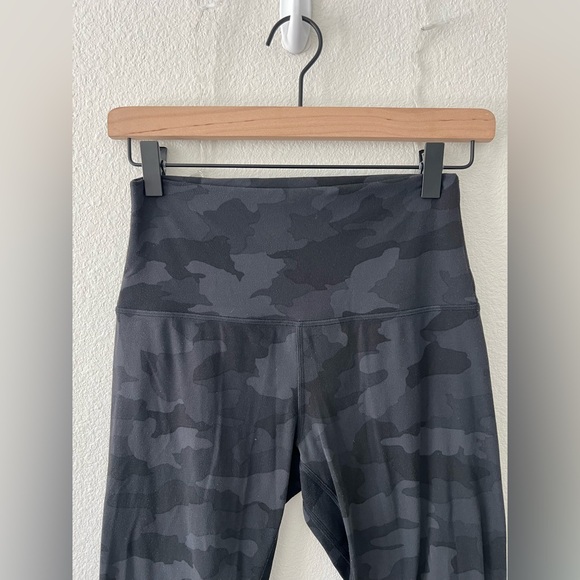 Lululemon Align Pant 28" | Heritage 365 Camo Deep Coal Multi | Size 6 - Picture 5 of 8